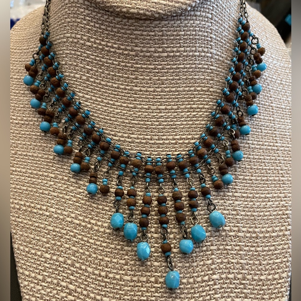 Very cool wood an bead necklace Artisan made 17” adjust boho hippie just cool!